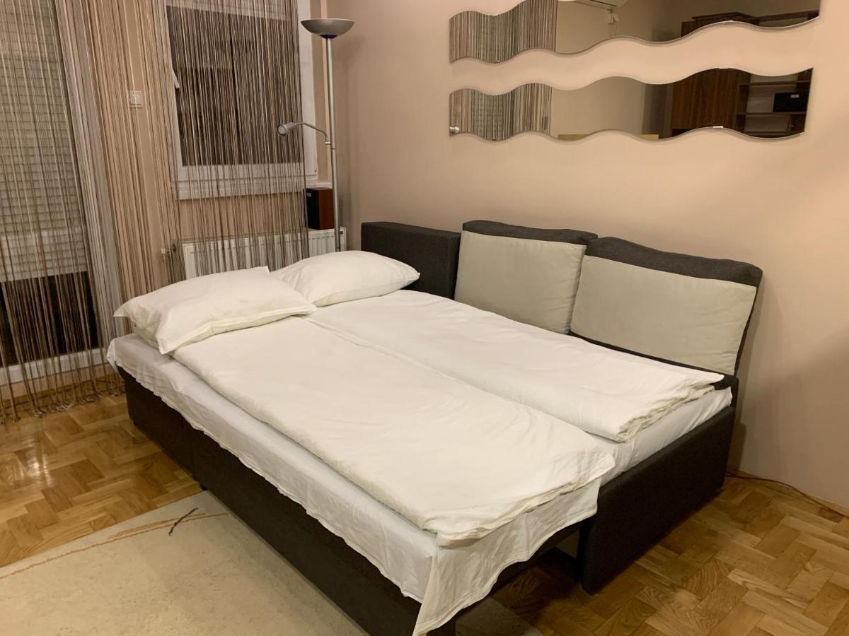 Mila Apartment Нови Сад Екстериор снимка
